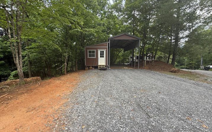 44 7th Street, Ellijay