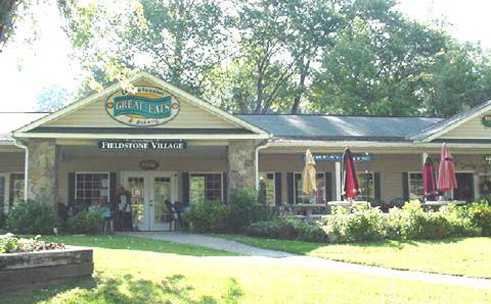 611 E Main Street, Blue Ridge