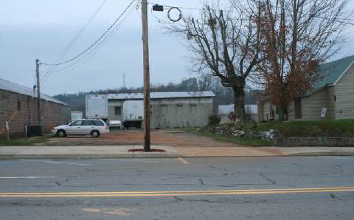 133 Tennessee Street, Murphy