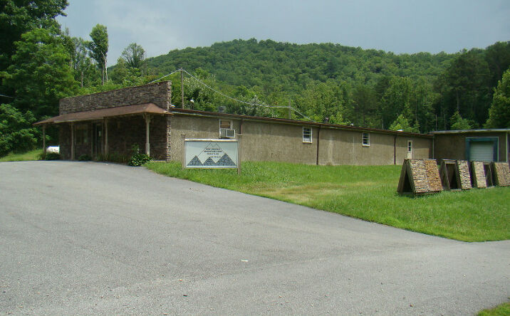 2529 Qualla Road, Hayesville