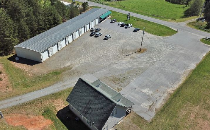 2076 Nc-69, Hayesville