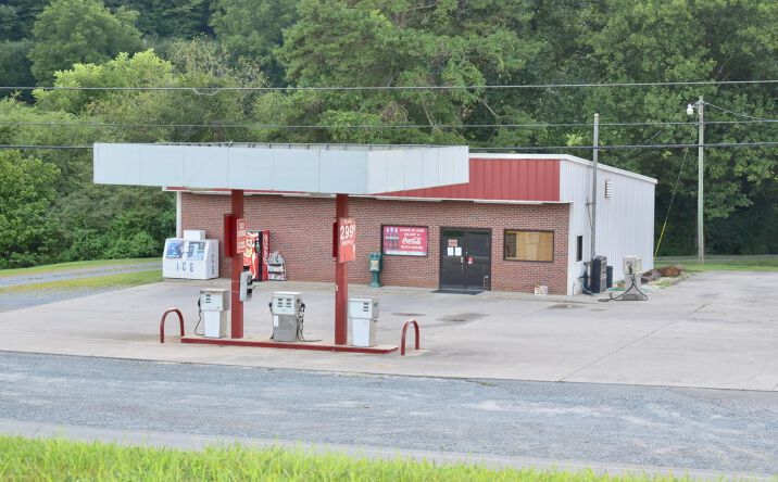 807 Boardtown Road, Ellijay