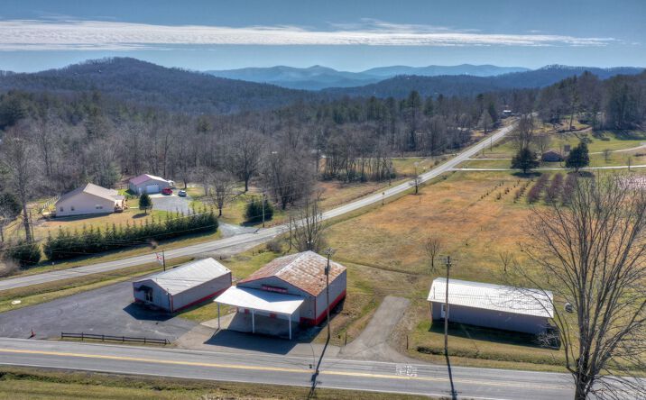 3870 Chestnut Gap Road, Blue Ridge