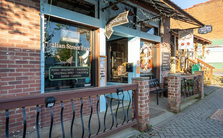 40 River Street Unit 2b, Ellijay