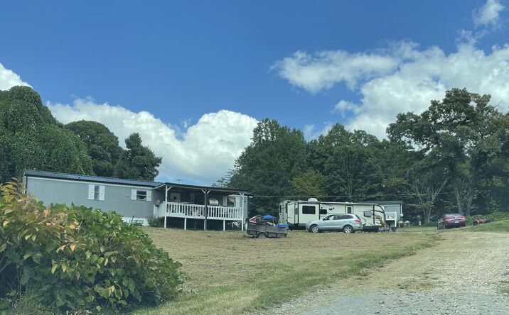 270 Madola Road, Blue Ridge
