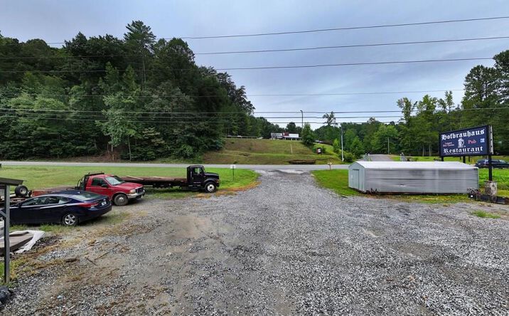 Pictures of Office property located at 54 Bakeshop Lane, Cleveland, GA 30528 for sales - image #1