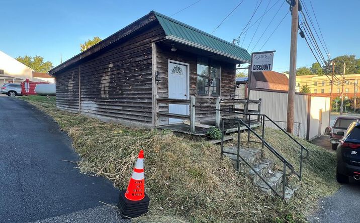 288 Church Street, Blue Ridge