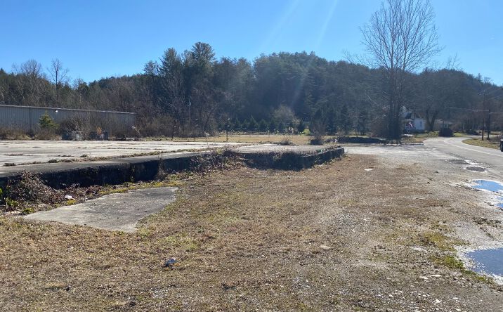 8510 Lakewood Hwy, Mineral Bluff