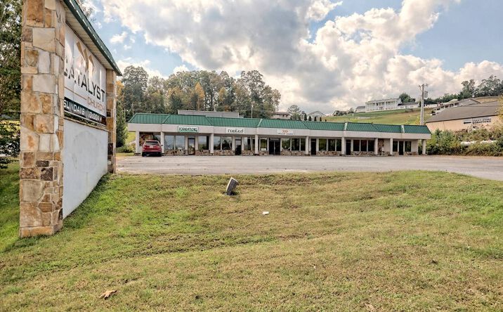 1460 Hwy 76w, Hiawassee