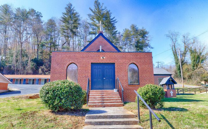 731 Andrews Road, Murphy