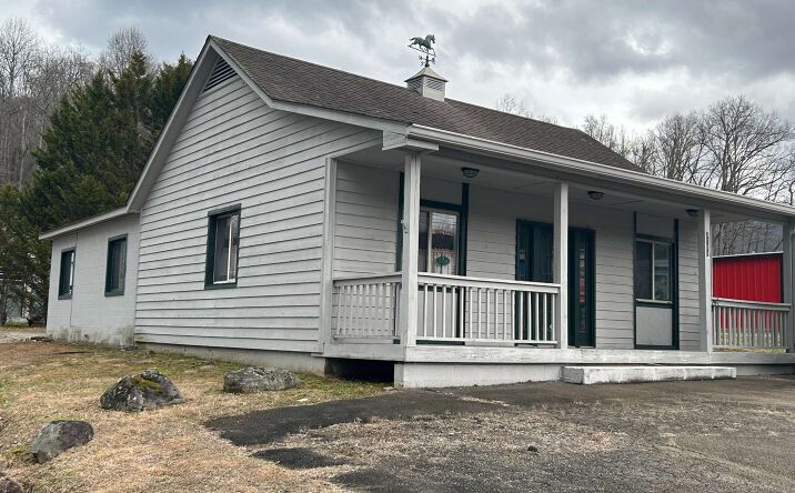 1759 N Hwy 17, Young Harris