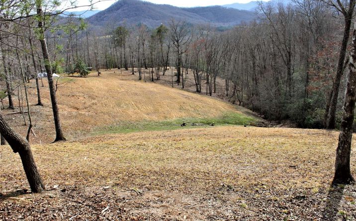 West Cherry, Hayesville