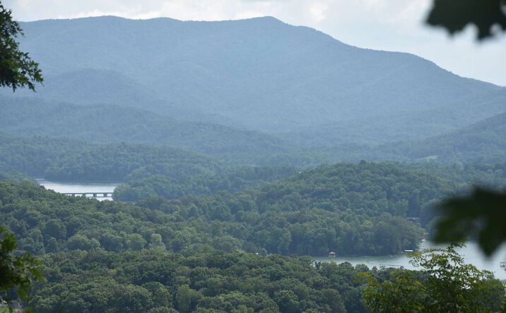 51B Broken Arrow Drive, Hayesville