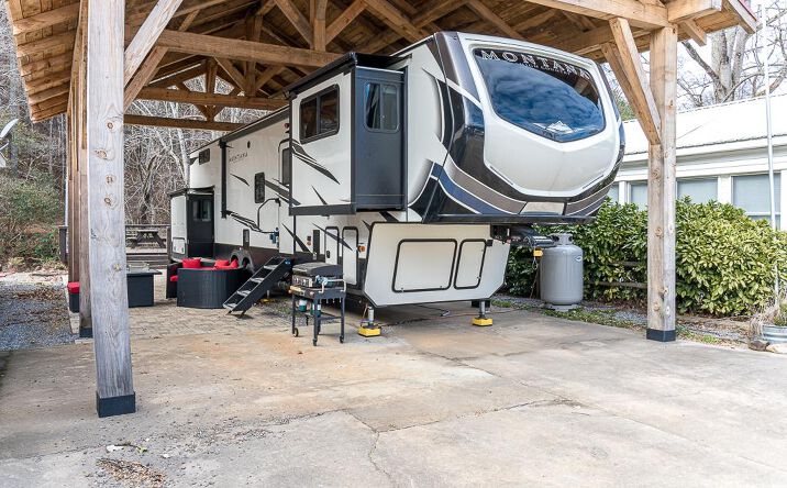 4134 River Bank Run, Hiawassee