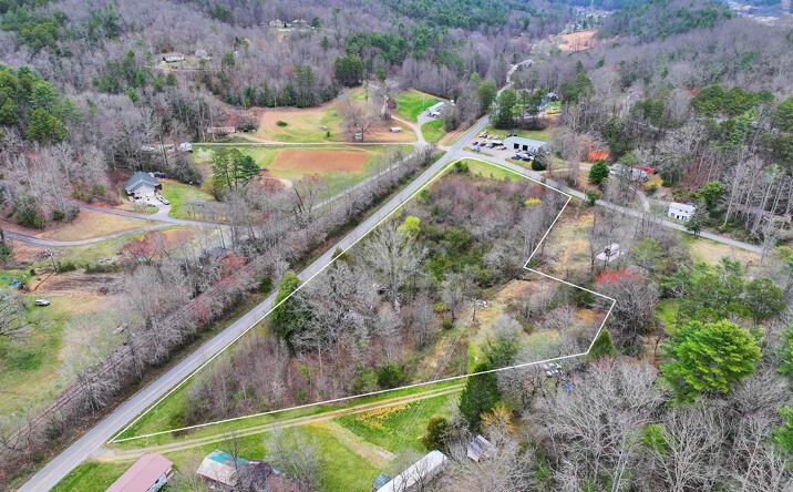 1304 Pleasant Valley Road, Murphy