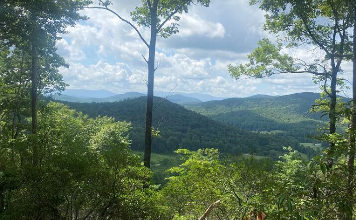 2 Oasis Lane, Blue Ridge
