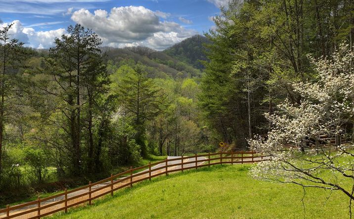9.13 AC Hells Hollow Road, Blue Ridge