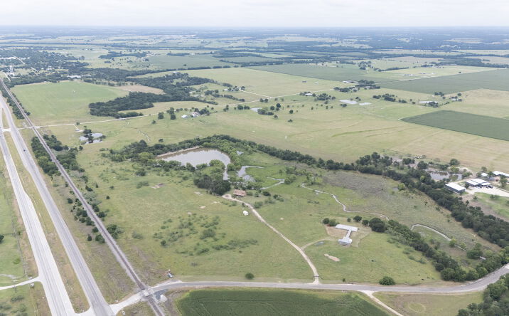 Pictures of Industrial, Mixed Use, Land property located at 51 COUNTY RD 436, THRALL, TX 76578-8554 for sales - image #1
