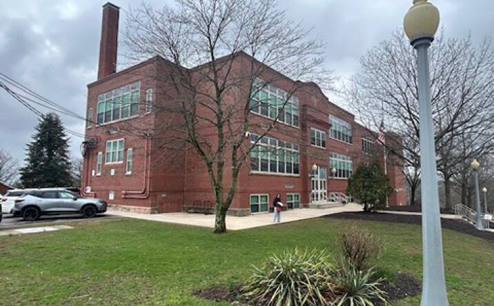 Pictures of Special Purpose property located at 3809 Dalewood Street, Brentwood, PA 15227 for sales - image #1