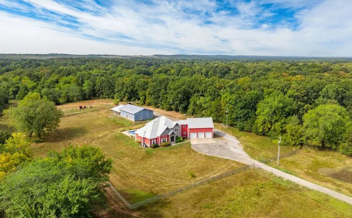 1431 Red Hill Road, Mount Vernon