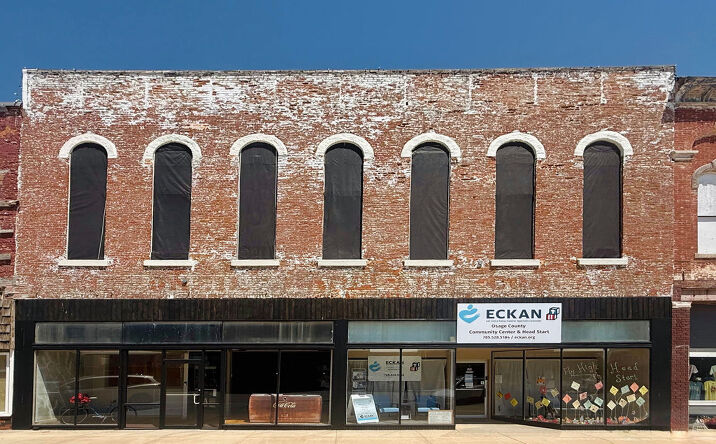 Pictures of Retail, Mixed Use property located at 526 MARKET ST, OSAGE CITY, KS 66523-1158 for sales - image #1
