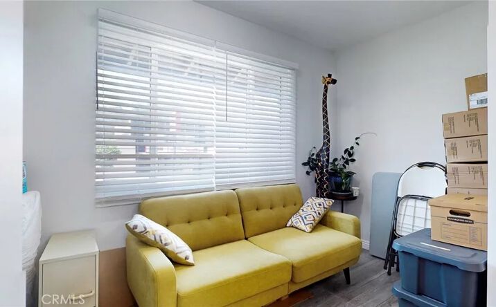Pictures of Multifamily property located at 6851 Foothill, Tujunga, CA 91042 for sales - image #1