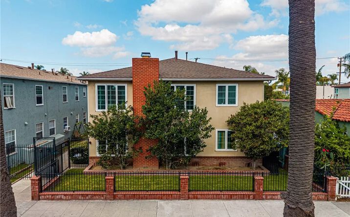 Pictures of Multifamily property located at 2045 Pine, Long Beach, CA 90806 for sales - image #1