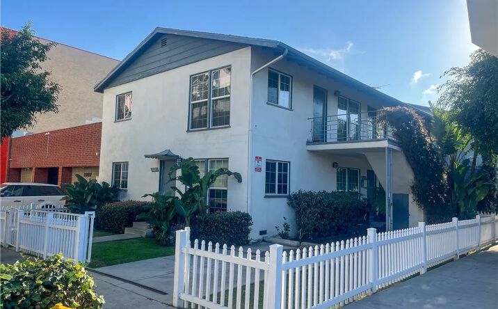 Pictures of Multifamily property located at 11158 Massachusetts, Los Angeles, CA 90025 for sales - image #1