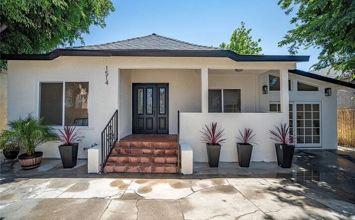 Pictures of Multifamily property located at 1512 W 36th, Los Angeles, CA 90018 for sales - image #1
