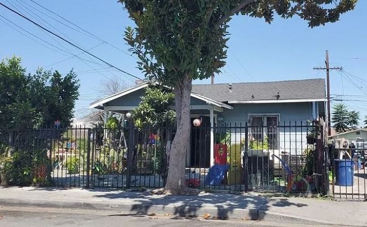 Pictures of Multifamily property located at 920 S La Verne, Los Angeles, CA 90022 for sales - image #1