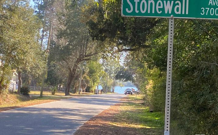 Pictures of Land property located at 0 Stonewall Ave, Pensacola, FL 32507 for sales - image #1