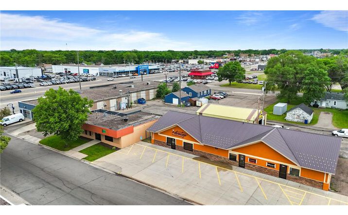 Pictures of Retail, Office, Industrial property located at 20 & 32 32nd Avenue S, St. Cloud, MN 56301 for sales - image #1