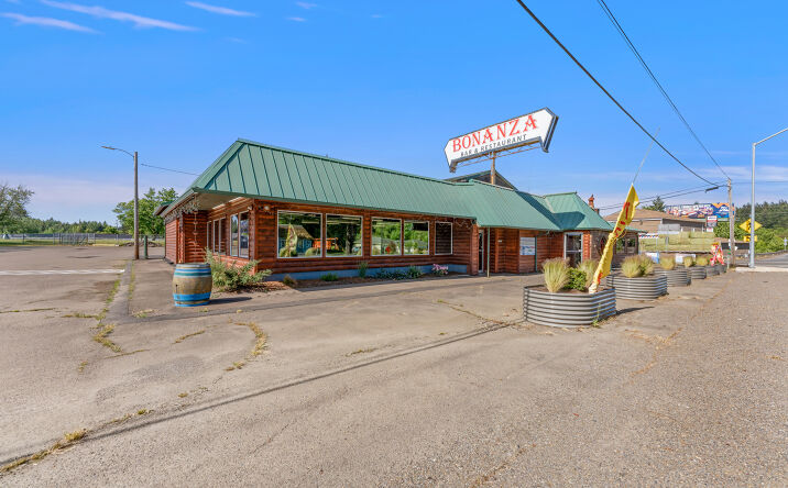 Pictures of Retail property located at 28405 Salmon River Highway, Grand Ronde, OR 97347 for sales - image #1