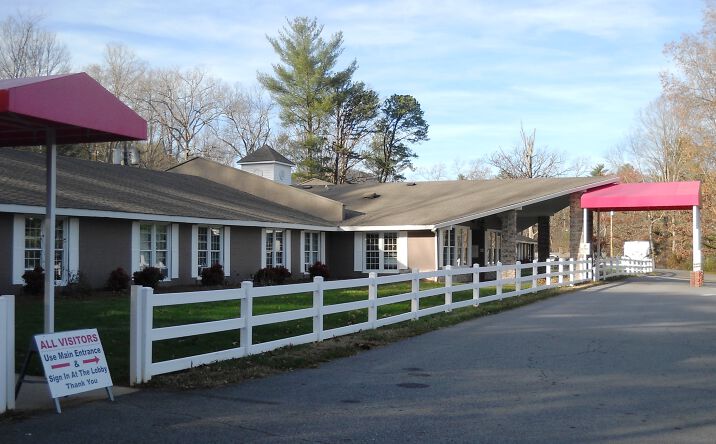 Pictures of Multifamily, Senior Living, Special Purpose property located at 30 DALEA DR, ASHEVILLE, NC 28805-1686 for sales - image #1
