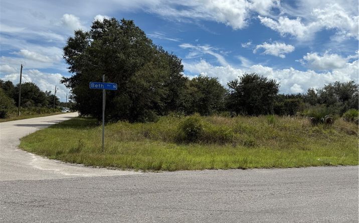 Pictures of Land property located at 2513 72nd St W, Lehigh Acres, FL 33971 for sales - image #1