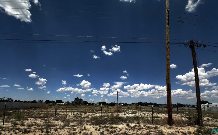 Pictures of Land property located at 704 Teague Drive, Hobbs, NM 88240 for sales - image #1