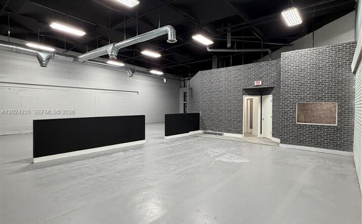 Pictures of Industrial property located at 9450 NW 58th St # 3, Doral, FL 33178 for sales - image #1