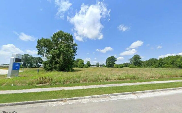 Pictures of Land property located at 8800 Tom Dr, Baton Rouge, LA 70815 for sales - image #1