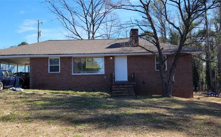 Pictures of Business for Sale, Retail property located at 3900 Centerville Highway, Snellville, GA 30039 for sales - image #1