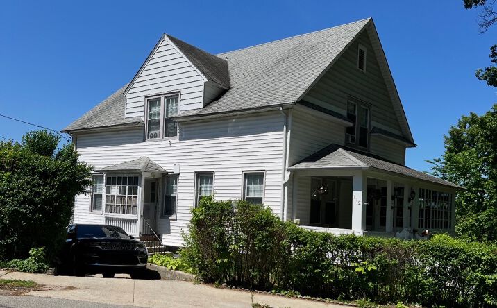 Pictures of Multifamily property located at 108 LAWTON ST YONKERS NY 10705, YONKERS, NY 10705 for sales - image #1