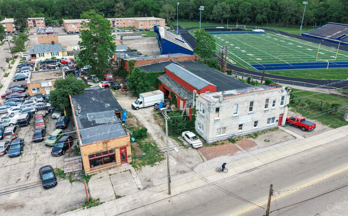 Pictures of Retail, Industrial, Mixed Use property located at 326 W WYOMING AVE, LOCKLAND, OH 45215-3035 for sales - image #1