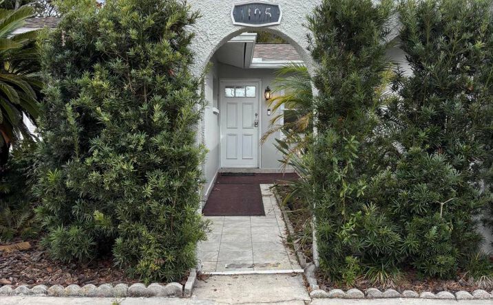 Pictures of Mixed Use property located at 1105 Amble Ln, Clearwater, FL 33755 for sales - image #1