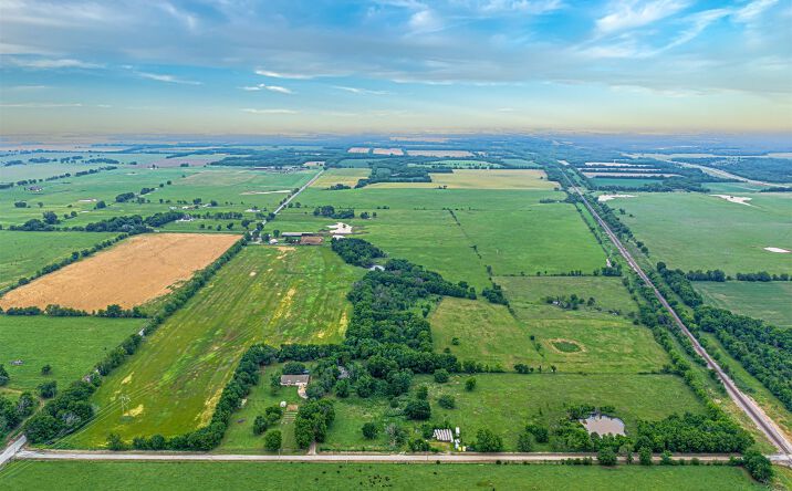 Pictures of Land property located at 100 E 700 Road, Wagoner, OK 74467 for sales - image #1