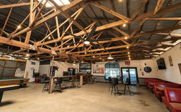 Pictures of Special Purpose property located at 120 W 3rd, Nixon, TX 78140 for sales - image #1