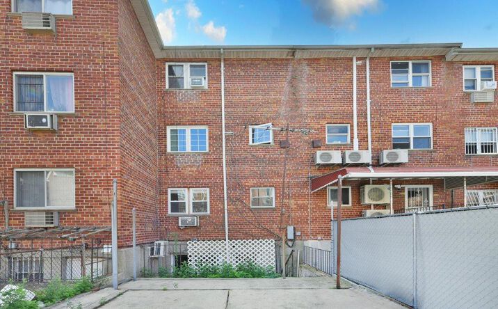 Pictures of Multifamily property located at 15315 79th Avenue, Flushing, NY 11367 for sales - image #1