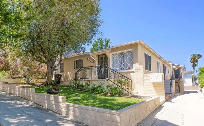 Pictures of Multifamily property located at 1136 W 10th, San Pedro, CA 90731 for sales - image #1