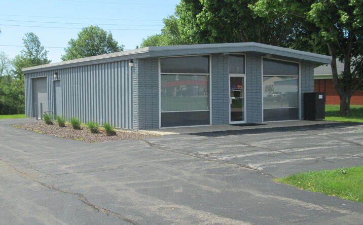 Pictures of Retail, Office, Industrial property located at 5782 James Drive, Stevensville, MI 49127 for sales - image #1