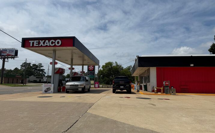 Pictures of Retail property located at 4700 Judson Rd, Longview, TX 75605-1028 for sales - image #1