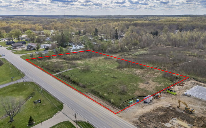 Pictures of Retail property located at 3355 Liberty Avenue, Vermilion, OH 44089 for sales - image #1