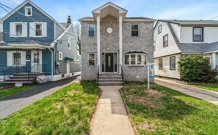 90-34 205th Street, Hollis